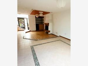 Casa en renta en Santa Cruz Otzacatipan, Toluca — foto 2 de 24
