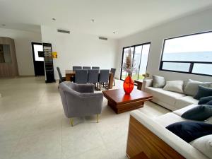 Casa en venta en Quintas la Cima, Torreón — foto 2 de 18