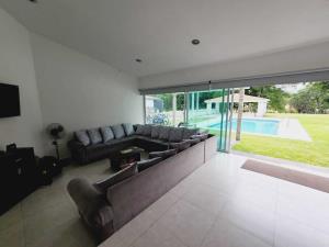 Casa en venta en Lomas de Cocoyoc, Atlatlahucan — foto 2 de 13