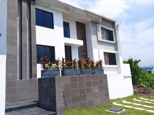 Casa en Lomas de Cocoyoc, Atlatlahucan, Morelos