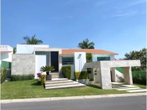 Casa en Lomas de Cocoyoc, Atlatlahucan, Morelos