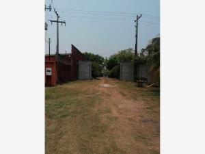 Terreno en venta en La Huasteca 1ra. Sección, Centro — foto 3 de 7