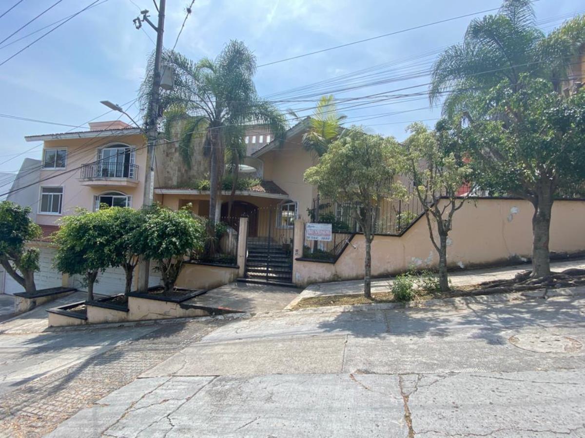 Casa en venta en Jardines de las Animas, Xalapa — foto 1 de 77
