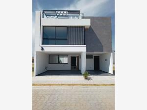 Casa en venta en Lomas de Angelópolis, San Andrés Cholula — foto 2 de 18
