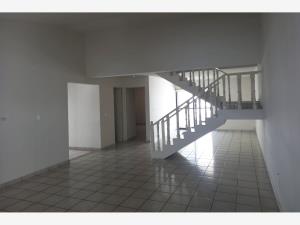 Casa en renta en La Florida, Saltillo — foto 3 de 16