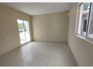 Casa en venta en Laguna de la Puerta, Tampico — foto 3 de 6