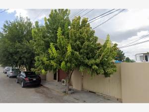 Casa en venta en Los Bosques, Monclova — foto 2 de 5