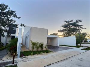 Casa en venta en Cholul, Mérida — foto 2 de 26