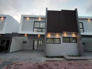 Casa en venta en Las Lomas Residencial, Alvarado — foto 2 de 34