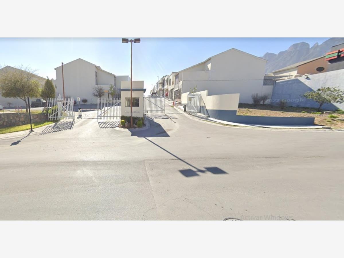 Casa en venta en Las Lomas, García — foto 1 de 5