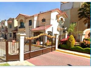 Casa en venta en Urbi Quinta Montecarlo, Cuautitlán Izcalli — foto 2 de 22