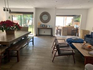 Casa en venta en San Nicolás Totolapan, La Magdalena Contreras — foto 2 de 24