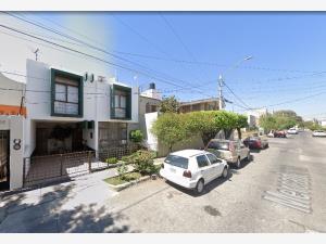 Casa en venta en Jardines del Country, Guadalajara — foto 3 de 12