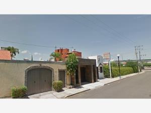Casa en venta en El Monte, Salamanca — foto 2 de 5