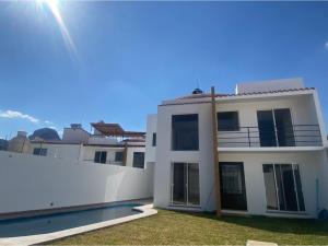 Casa en venta en Tlayacapan Centro, Tlayacapan — foto 2 de 12