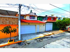Casa en venta en Parque Residencial Coacalco 1a Sección, Coacalco de Berriozábal — foto 3 de 9