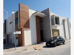Casa en venta en Los Viñedos, Torreón — foto 3 de 26