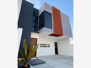 Casa en venta en Lomas de la Rioja, Alvarado — foto 3 de 12