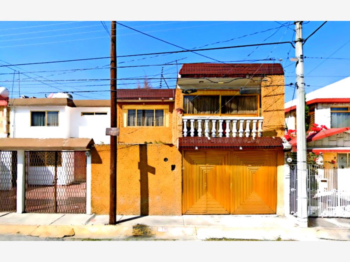 Casa en venta en Bosques del Valle 1a Sección, Coacalco de Berriozábal — foto 1 de 10