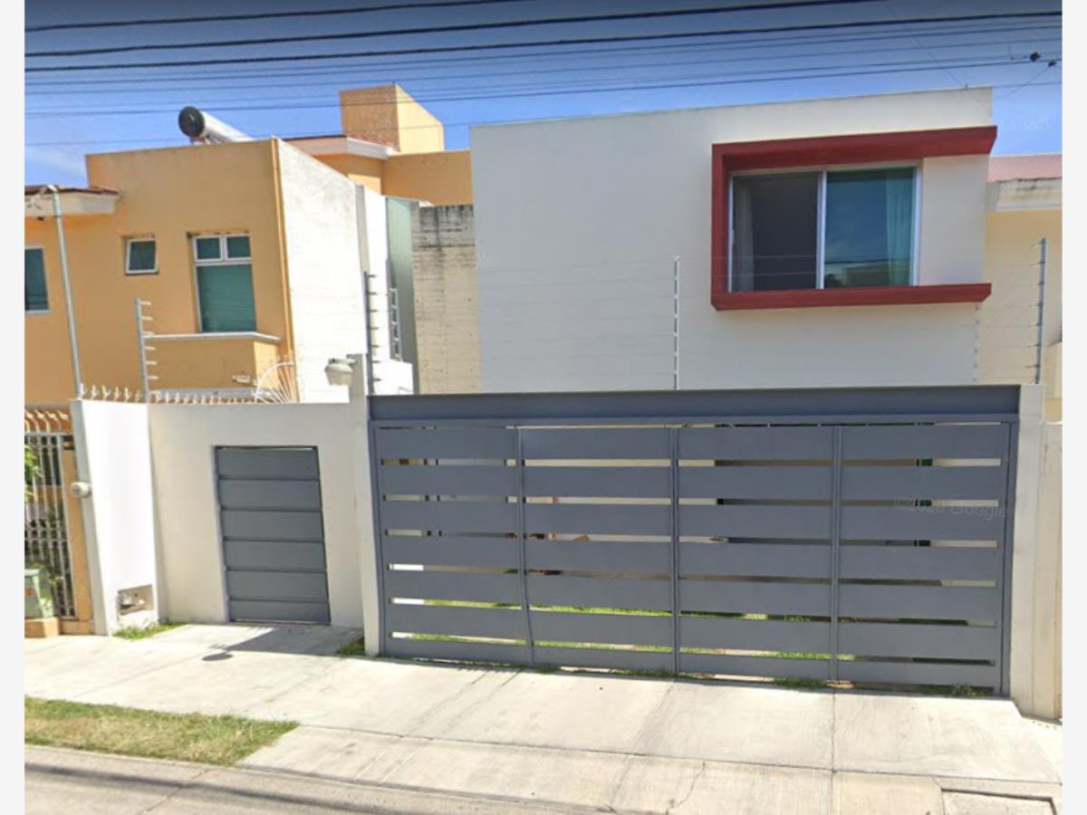 Casa en venta en Jardines Vallarta, Zapopan — foto 1 de 10