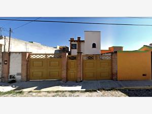 Casa en venta en Pedregal de Hacienda Grande, Tequisquiapan — foto 2 de 8