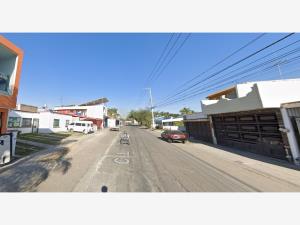 Casa en venta en Villas de Tesistan, Zapopan — foto 3 de 13