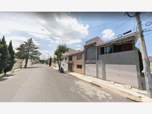 Casa en venta en Ocho Cedros, Toluca — foto 2 de 13
