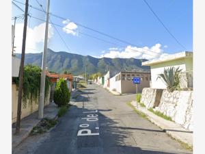 Casa en venta en Lomas de Lourdes, Saltillo — foto 2 de 5