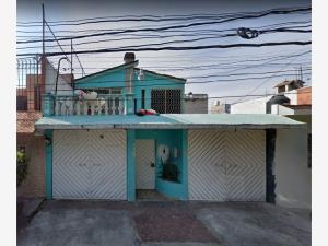 Casa en San Pedro El Chico, Gustavo A. Madero, Ciudad de México