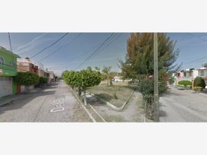 Casa en venta en Los Naranjos, Celaya — foto 2 de 5