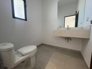 Casa en venta en Ampliación Senderos, Torreón — foto 2 de 25