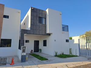 Casa en venta en Las Puertas del Desierto, Torreón — foto 2 de 17