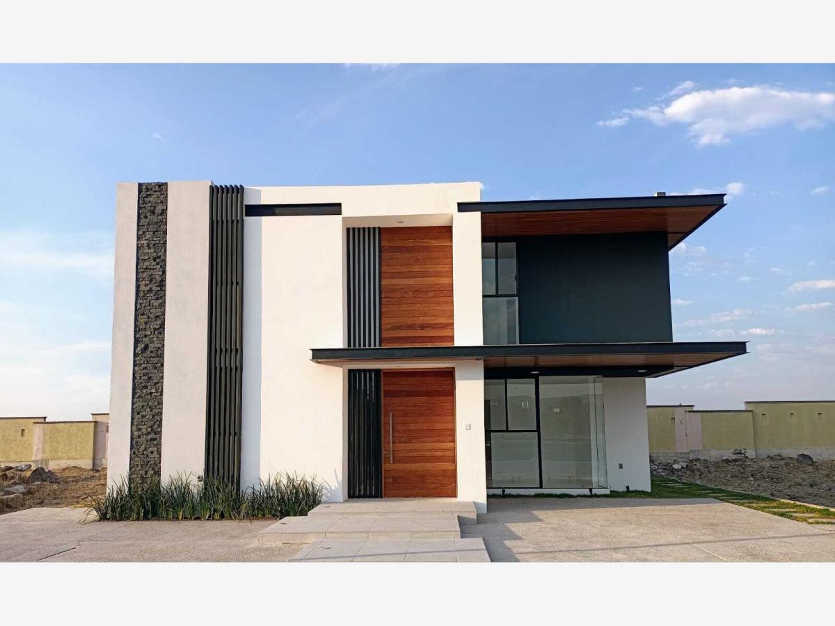 Casa en venta en Parque Industrial Balvanera, Corregidora — foto 1 de 14