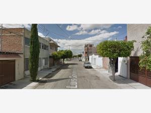 Casa en venta en Zona de Oro, Celaya — foto 3 de 5