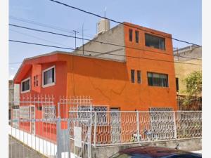 Casa en Ex-Ejido de San Francisco Culhuacán, Coyoacán, Ciudad de México