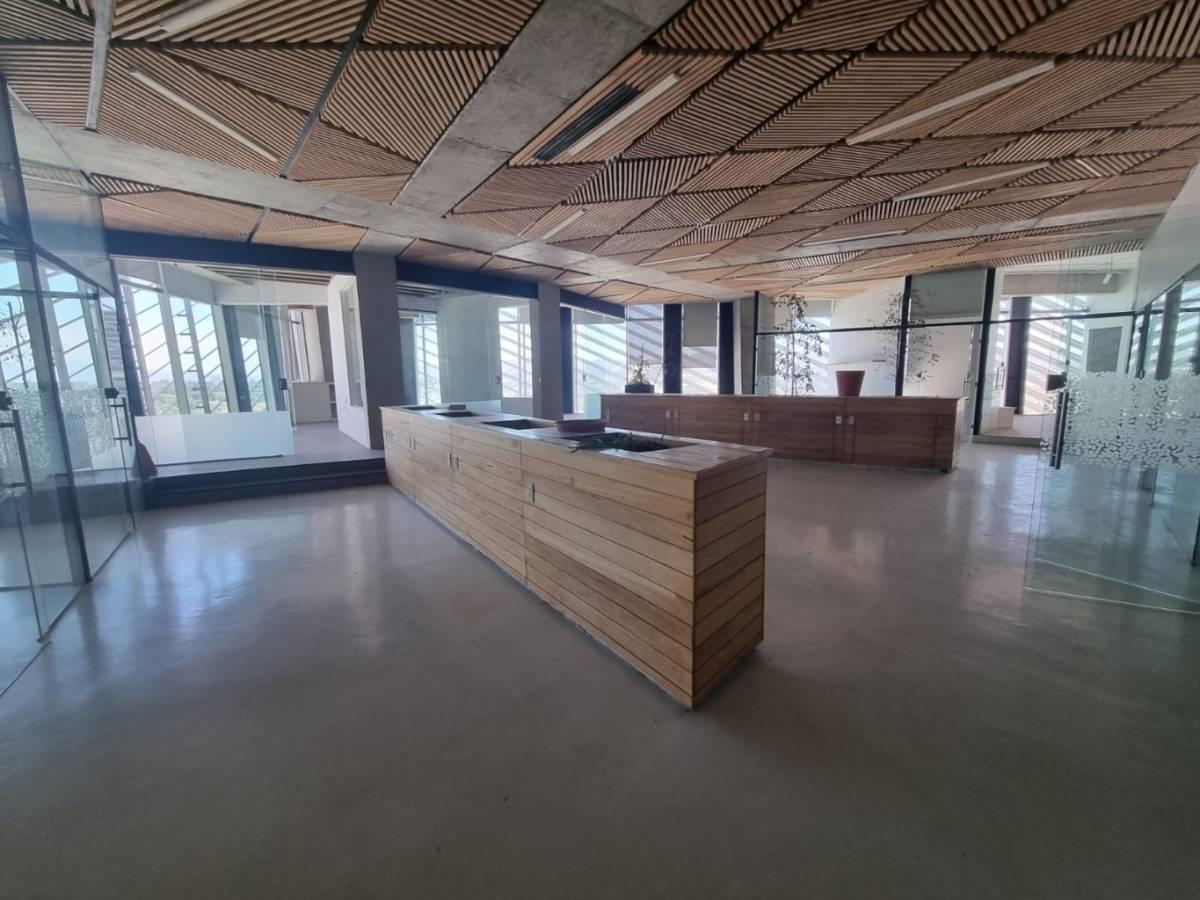 Oficina en renta en Puerta de Hierro, Zapopan — foto 1 de 7