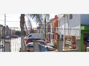 Casa en venta en Jardines de Los Naranjos, León — foto 3 de 5