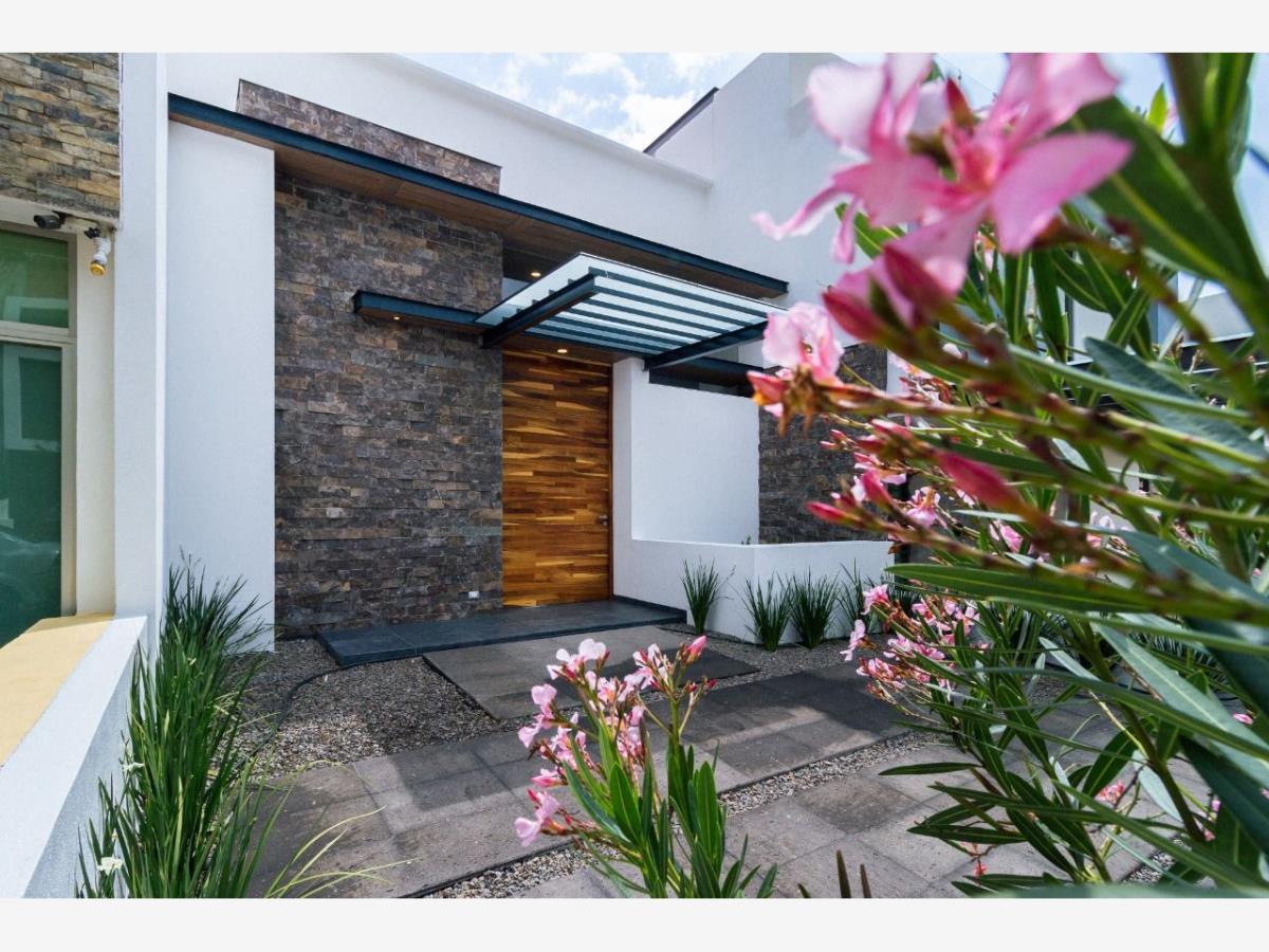 Casa en venta en Montaña Monarca I, Morelia — foto 1 de 15