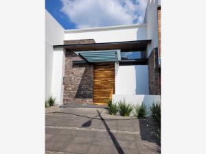 Casa en venta en Montaña Monarca I, Morelia — foto 2 de 15