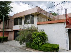 Casa en venta en Jardines de San Mateo, Naucalpan de Juárez — foto 2 de 7