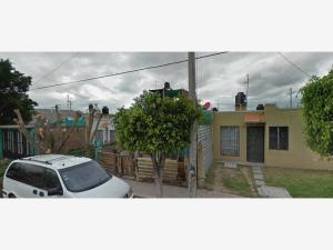 Casa en venta en Alameda de la Presa, León — foto 2 de 5