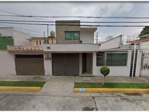 Casa en remate en Las Acacias, Atizapán de Zaragoza, México
