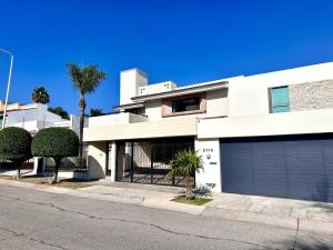 Casa en venta en Bugambilias, Zapopan — foto 2 de 13