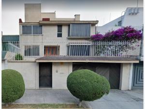 Casa en Paseos de Taxqueña, Coyoacán, Ciudad de México