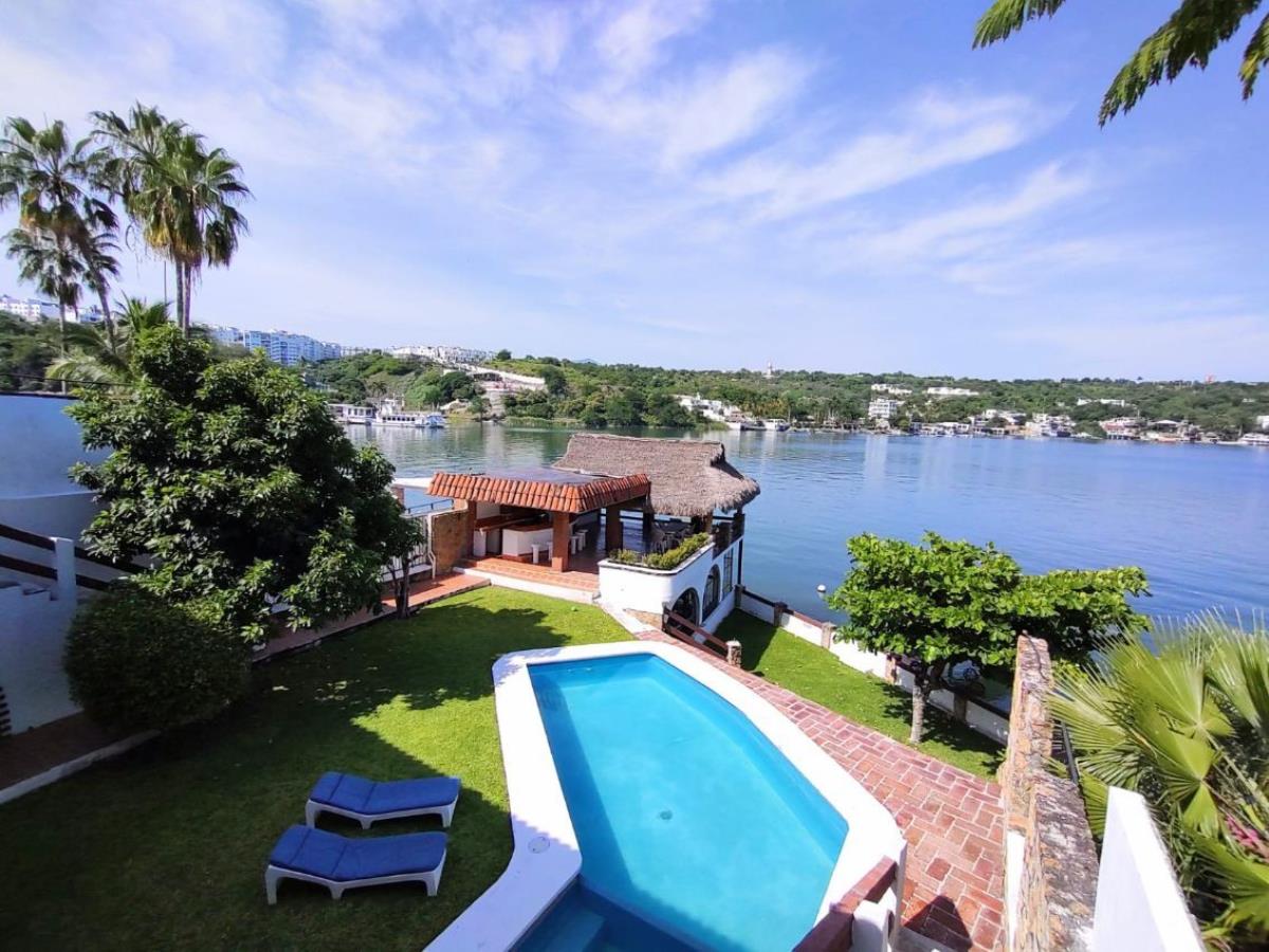 Casa en renta en Tequesquitengo, Jojutla — foto 1 de 26