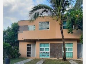 Casa en venta en Playa del Sol, Playa del Carmen — foto 2 de 5
