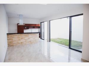 Casa en venta en Lomas de la Rioja, Alvarado — foto 2 de 34