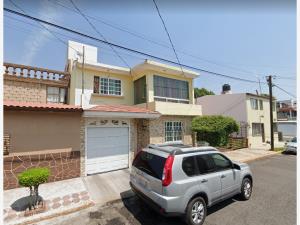 Casa en venta en Valle de Santa Mónica, Tlalnepantla de Baz — foto 2 de 4
