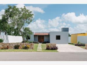Casa en venta en Quintas Baspul, Chicxulub Pueblo — foto 2 de 30