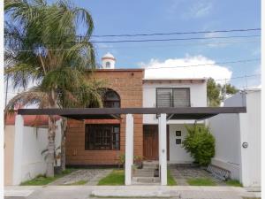 Casa en Cuesta Bonita, Querétaro, Querétaro